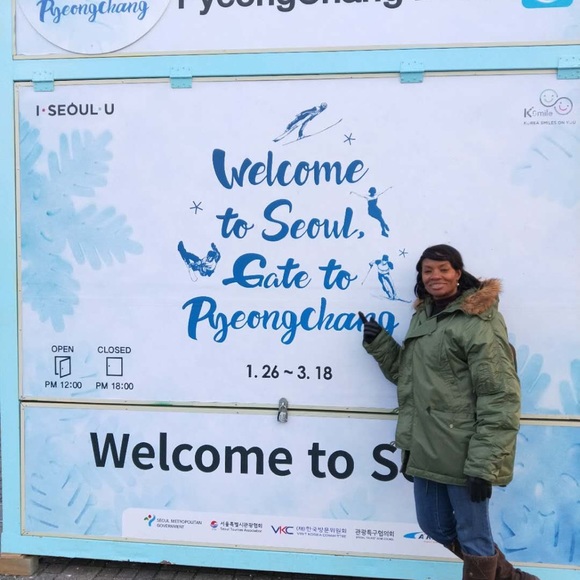 Hello 😊 ! Welcome to my 👗. - Picture 3 of 16